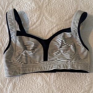 Lulu Lemon Sports Bra